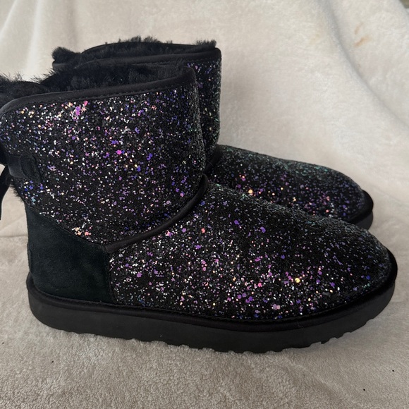 Ugg Classic Mini Bow Cosmos Women Ankle Boots 8 - Picture 2 of 7